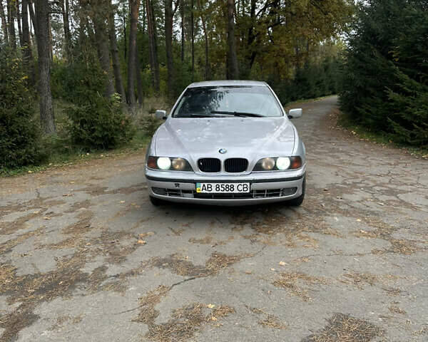 Серый БМВ 5 Серия, объемом двигателя 2.5 л и пробегом 449 тыс. км за 3999 $, фото 3 на Automoto.ua