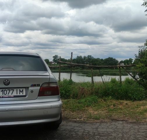 Серый БМВ 5 Серия, объемом двигателя 2.5 л и пробегом 506 тыс. км за 5700 $, фото 1 на Automoto.ua