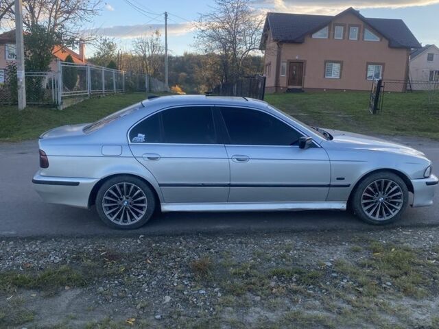 Серый БМВ 5 Серия, объемом двигателя 2 л и пробегом 10 тыс. км за 3000 $, фото 8 на Automoto.ua