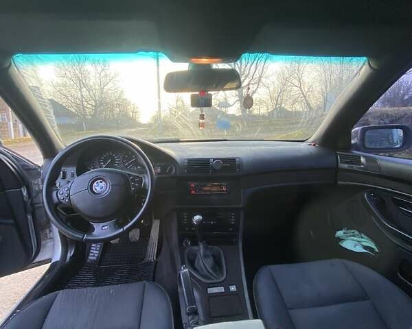 Серый БМВ 5 Серия, объемом двигателя 1.99 л и пробегом 320 тыс. км за 4100 $, фото 9 на Automoto.ua