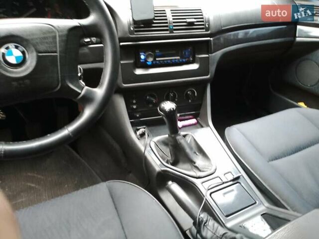 Серый БМВ 5 Серия, объемом двигателя 2 л и пробегом 332 тыс. км за 3500 $, фото 4 на Automoto.ua