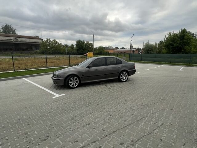 Серый БМВ 5 Серия, объемом двигателя 2.9 л и пробегом 400 тыс. км за 4200 $, фото 3 на Automoto.ua