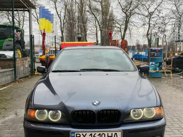 Серый БМВ 5 Серия, объемом двигателя 2.5 л и пробегом 300 тыс. км за 4600 $, фото 3 на Automoto.ua