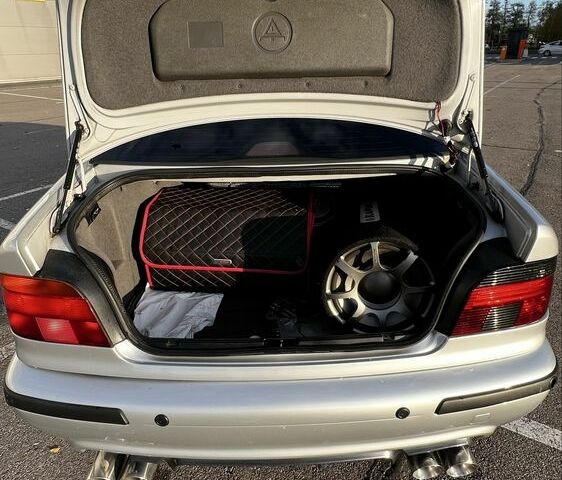 Сірий БМВ 5 Серія, об'ємом двигуна 2.5 л та пробігом 460 тис. км за 4700 $, фото 8 на Automoto.ua