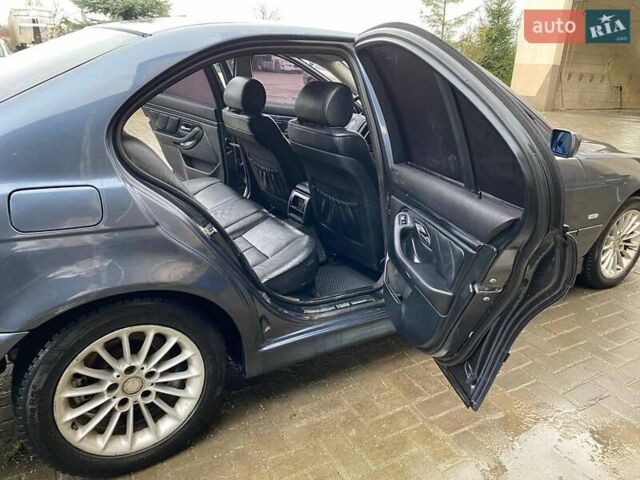 Серый БМВ 5 Серия, объемом двигателя 2.5 л и пробегом 500 тыс. км за 4600 $, фото 30 на Automoto.ua