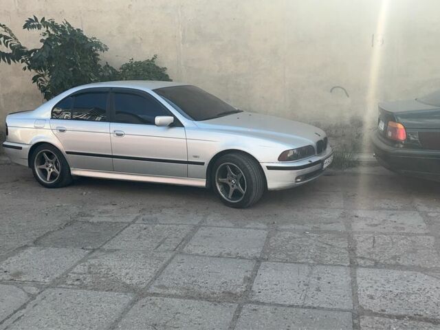 Серый БМВ 5 Серия, объемом двигателя 2.5 л и пробегом 183 тыс. км за 5500 $, фото 6 на Automoto.ua