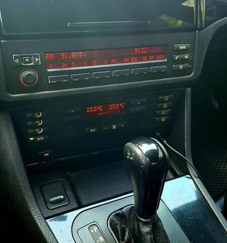 Серый БМВ 5 Серия, объемом двигателя 2.8 л и пробегом 450 тыс. км за 5500 $, фото 11 на Automoto.ua