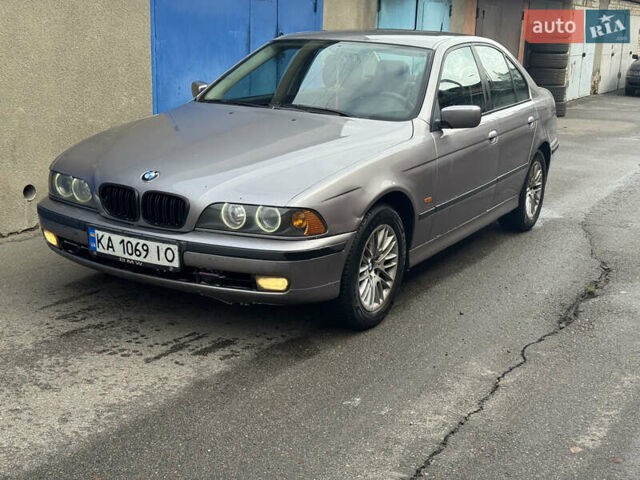 Серый БМВ 5 Серия, объемом двигателя 1.99 л и пробегом 350 тыс. км за 4500 $, фото 6 на Automoto.ua