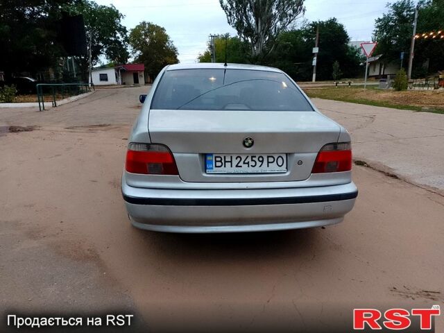 Сірий БМВ 5 Серія, об'ємом двигуна 2 л та пробігом 400 тис. км за 3900 $, фото 2 на Automoto.ua