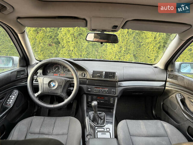 Серый БМВ 5 Серия, объемом двигателя 2.5 л и пробегом 436 тыс. км за 3350 $, фото 11 на Automoto.ua