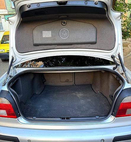 Сірий БМВ 5 Серія, об'ємом двигуна 2.9 л та пробігом 414 тис. км за 8000 $, фото 7 на Automoto.ua