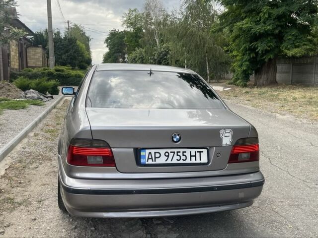 Серый БМВ 5 Серия, объемом двигателя 2 л и пробегом 341 тыс. км за 5800 $, фото 3 на Automoto.ua