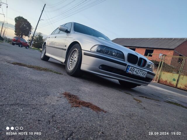 Серый БМВ 5 Серия, объемом двигателя 2.8 л и пробегом 390 тыс. км за 3700 $, фото 1 на Automoto.ua