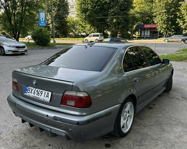 Серый БМВ 5 Серия, объемом двигателя 3 л и пробегом 458 тыс. км за 5000 $, фото 6 на Automoto.ua