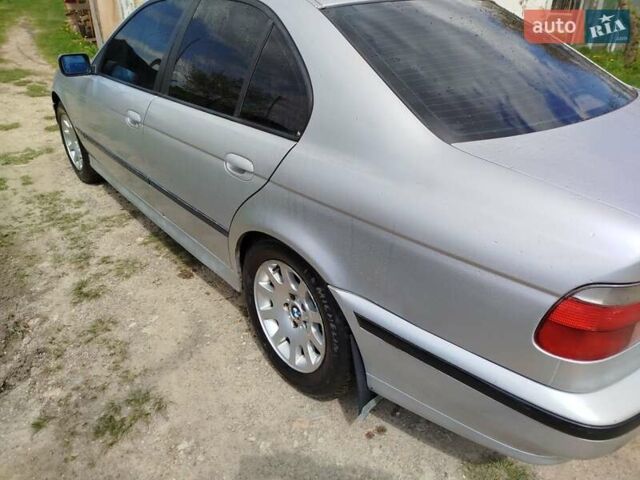 Сірий БМВ 5 Серія, об'ємом двигуна 2.5 л та пробігом 390 тис. км за 3850 $, фото 5 на Automoto.ua