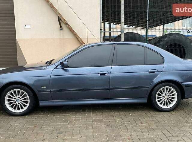 Серый БМВ 5 Серия, объемом двигателя 2.5 л и пробегом 500 тыс. км за 4600 $, фото 2 на Automoto.ua