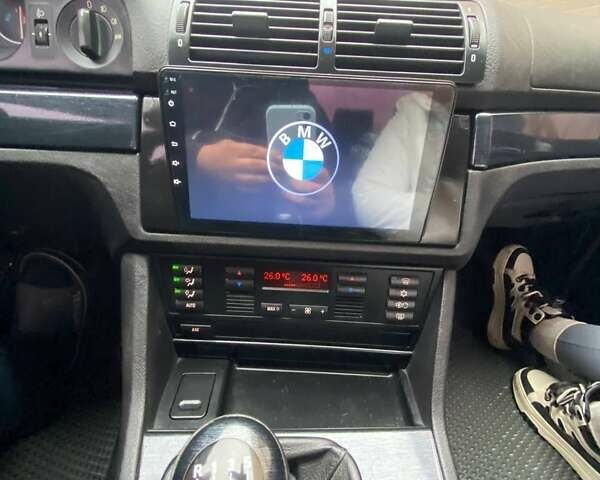 Серый БМВ 5 Серия, объемом двигателя 2.5 л и пробегом 500 тыс. км за 4600 $, фото 28 на Automoto.ua