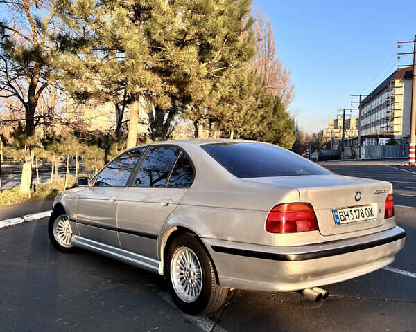 Серый БМВ 5 Серия, объемом двигателя 2.93 л и пробегом 413 тыс. км за 5500 $, фото 5 на Automoto.ua