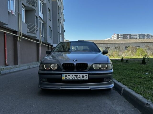 Серый БМВ 5 Серия, объемом двигателя 2.8 л и пробегом 400 тыс. км за 4500 $, фото 1 на Automoto.ua