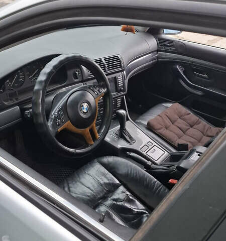 Сірий БМВ 5 Серія, об'ємом двигуна 2.93 л та пробігом 20 тис. км за 5500 $, фото 7 на Automoto.ua