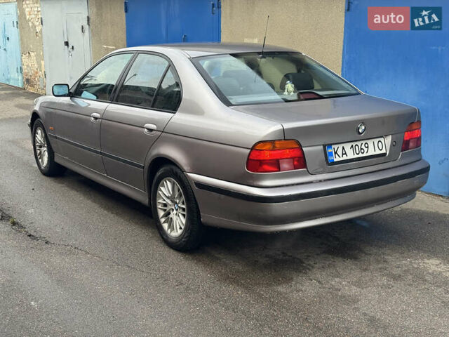 Серый БМВ 5 Серия, объемом двигателя 1.99 л и пробегом 350 тыс. км за 4500 $, фото 4 на Automoto.ua