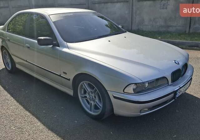 Серый БМВ 5 Серия, объемом двигателя 2.8 л и пробегом 450 тыс. км за 5500 $, фото 3 на Automoto.ua