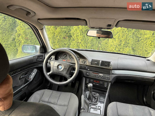 Серый БМВ 5 Серия, объемом двигателя 2.5 л и пробегом 436 тыс. км за 3350 $, фото 12 на Automoto.ua