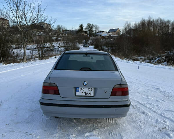 Сірий БМВ 5 Серія, об'ємом двигуна 3 л та пробігом 537 тис. км за 5799 $, фото 4 на Automoto.ua