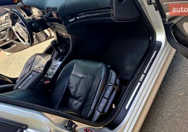 Серый БМВ 5 Серия, объемом двигателя 2.8 л и пробегом 450 тыс. км за 5500 $, фото 9 на Automoto.ua