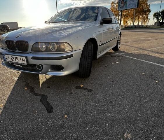 Сірий БМВ 5 Серія, об'ємом двигуна 2.5 л та пробігом 460 тис. км за 4700 $, фото 5 на Automoto.ua