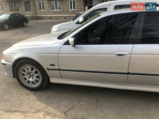 Серый БМВ 5 Серия, объемом двигателя 3 л и пробегом 260 тыс. км за 4500 $, фото 8 на Automoto.ua