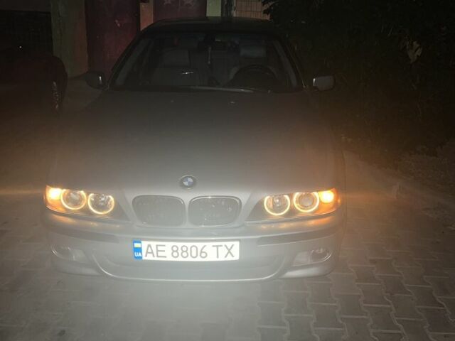 Серый БМВ 5 Серия, объемом двигателя 2 л и пробегом 330 тыс. км за 5500 $, фото 5 на Automoto.ua