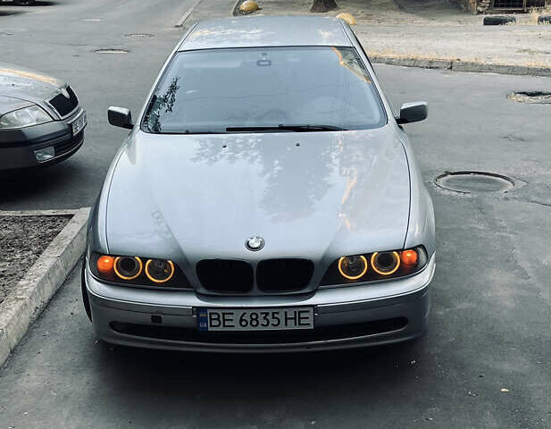 Сірий БМВ 5 Серія, об'ємом двигуна 2.93 л та пробігом 20 тис. км за 5500 $, фото 1 на Automoto.ua