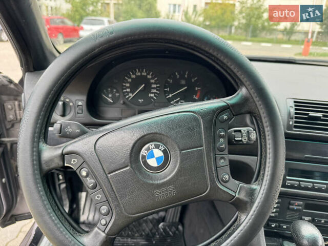 Сірий БМВ 5 Серія, об'ємом двигуна 2 л та пробігом 583 тис. км за 2999 $, фото 34 на Automoto.ua
