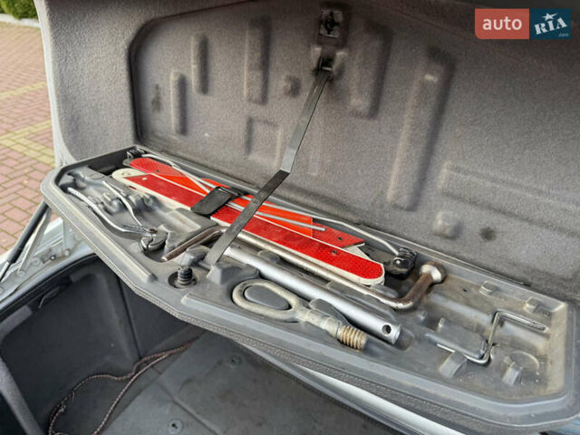 Серый БМВ 5 Серия, объемом двигателя 2.5 л и пробегом 436 тыс. км за 3350 $, фото 18 на Automoto.ua