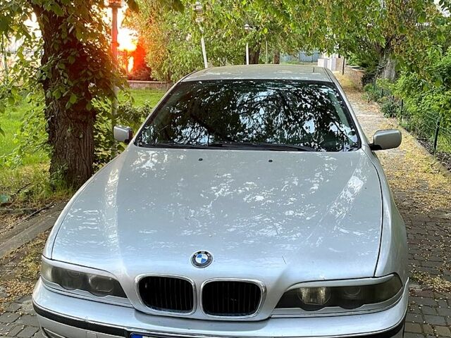 Сірий БМВ 5 Серія, об'ємом двигуна 2.5 л та пробігом 450 тис. км за 3300 $, фото 3 на Automoto.ua