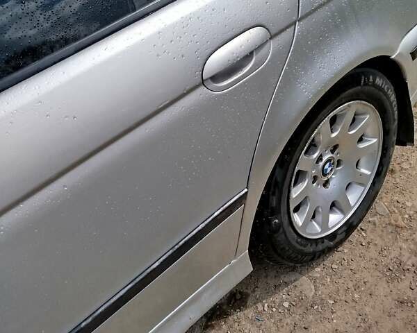 Сірий БМВ 5 Серія, об'ємом двигуна 2.5 л та пробігом 390 тис. км за 3850 $, фото 10 на Automoto.ua