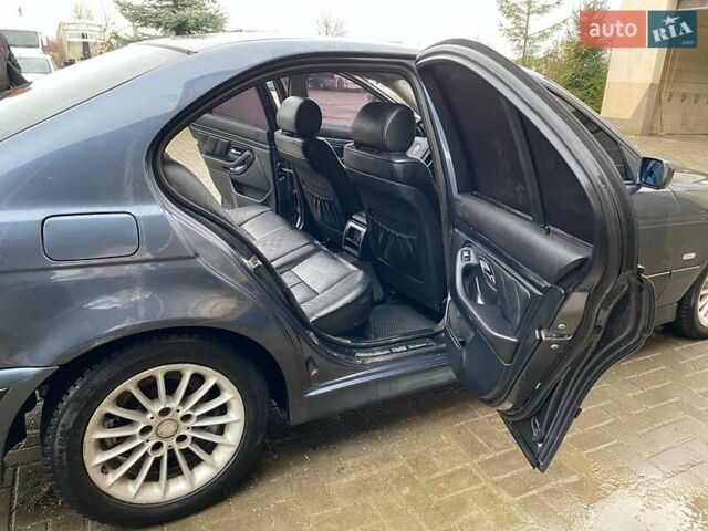 Серый БМВ 5 Серия, объемом двигателя 2.5 л и пробегом 500 тыс. км за 4600 $, фото 26 на Automoto.ua