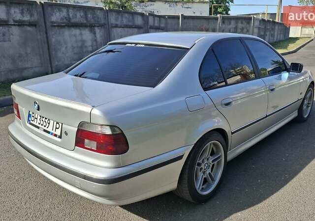 Серый БМВ 5 Серия, объемом двигателя 2.8 л и пробегом 450 тыс. км за 5500 $, фото 4 на Automoto.ua