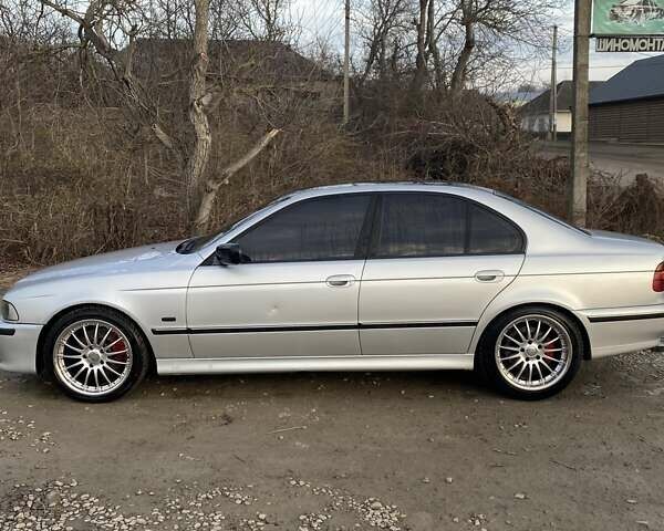 Серый БМВ 5 Серия, объемом двигателя 2 л и пробегом 330 тыс. км за 4200 $, фото 12 на Automoto.ua