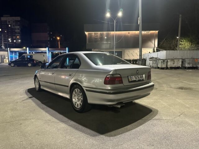 Серый БМВ 5 Серия, объемом двигателя 3 л и пробегом 356 тыс. км за 3800 $, фото 3 на Automoto.ua