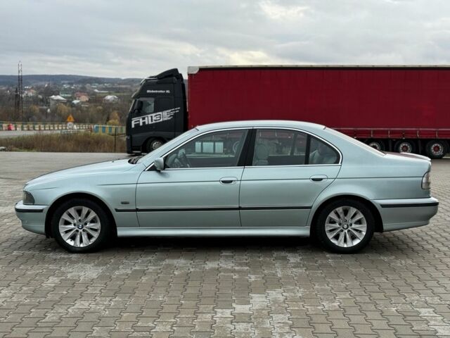 Серый БМВ 5 Серия, объемом двигателя 2 л и пробегом 247 тыс. км за 3600 $, фото 2 на Automoto.ua