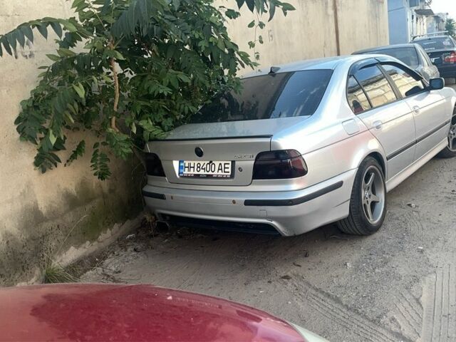 Серый БМВ 5 Серия, объемом двигателя 2.5 л и пробегом 183 тыс. км за 5500 $, фото 5 на Automoto.ua