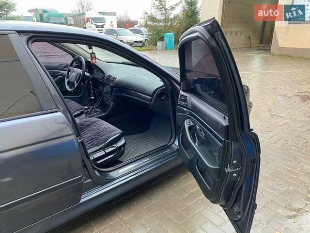 Серый БМВ 5 Серия, объемом двигателя 2.5 л и пробегом 500 тыс. км за 4600 $, фото 23 на Automoto.ua