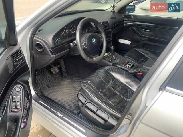 Сірий БМВ 5 Серія, об'ємом двигуна 3 л та пробігом 338 тис. км за 4400 $, фото 7 на Automoto.ua
