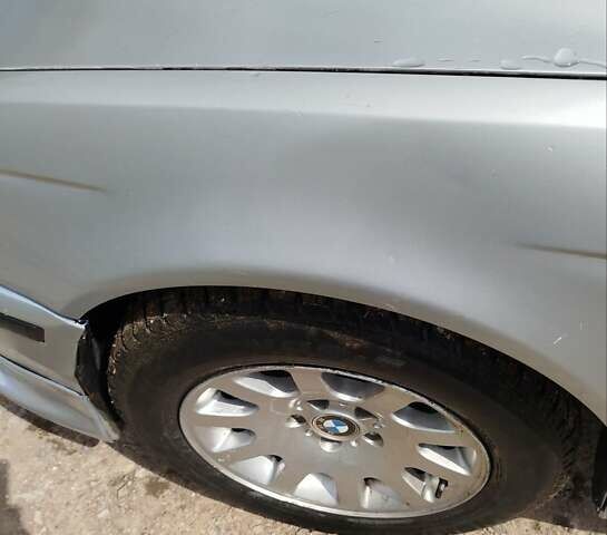 Сірий БМВ 5 Серія, об'ємом двигуна 2.5 л та пробігом 390 тис. км за 3850 $, фото 9 на Automoto.ua