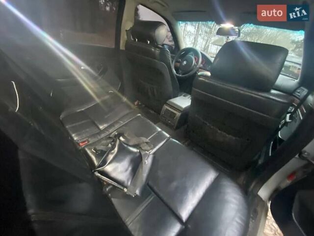 Серый БМВ 5 Серия, объемом двигателя 2 л и пробегом 414 тыс. км за 4000 $, фото 2 на Automoto.ua