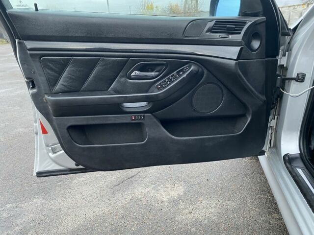 БМВ 5 Серія 2000 у Рокитне на Automoto.ua Сірий БМВ 5 Серія, об'ємом двигуна 3 л та пробігом 300 тис. км за 3850 $, фото 7 на Automoto.ua