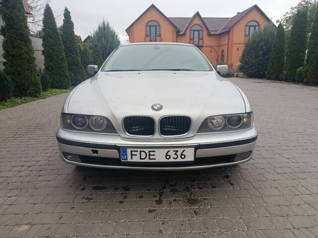 Сірий БМВ 5 Серія, об'ємом двигуна 0 л та пробігом 320 тис. км за 2450 $, фото 1 на Automoto.ua