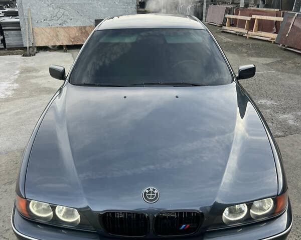 Серый БМВ 5 Серия, объемом двигателя 2 л и пробегом 300 тыс. км за 5200 $, фото 35 на Automoto.ua